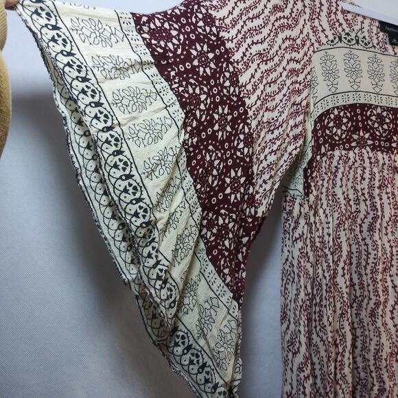 Fashion Fuse Nuetral Boho Extra Wide Sleeves Asymmetrical Dress Size M - Picture 5 of 8